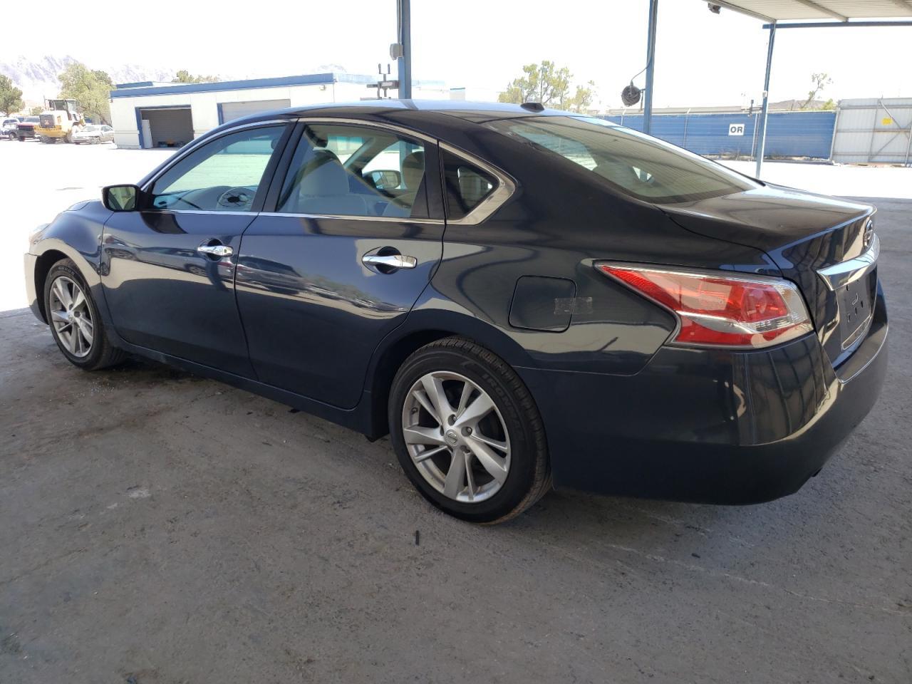 2015 Nissan Altima 2.5 - Image 2