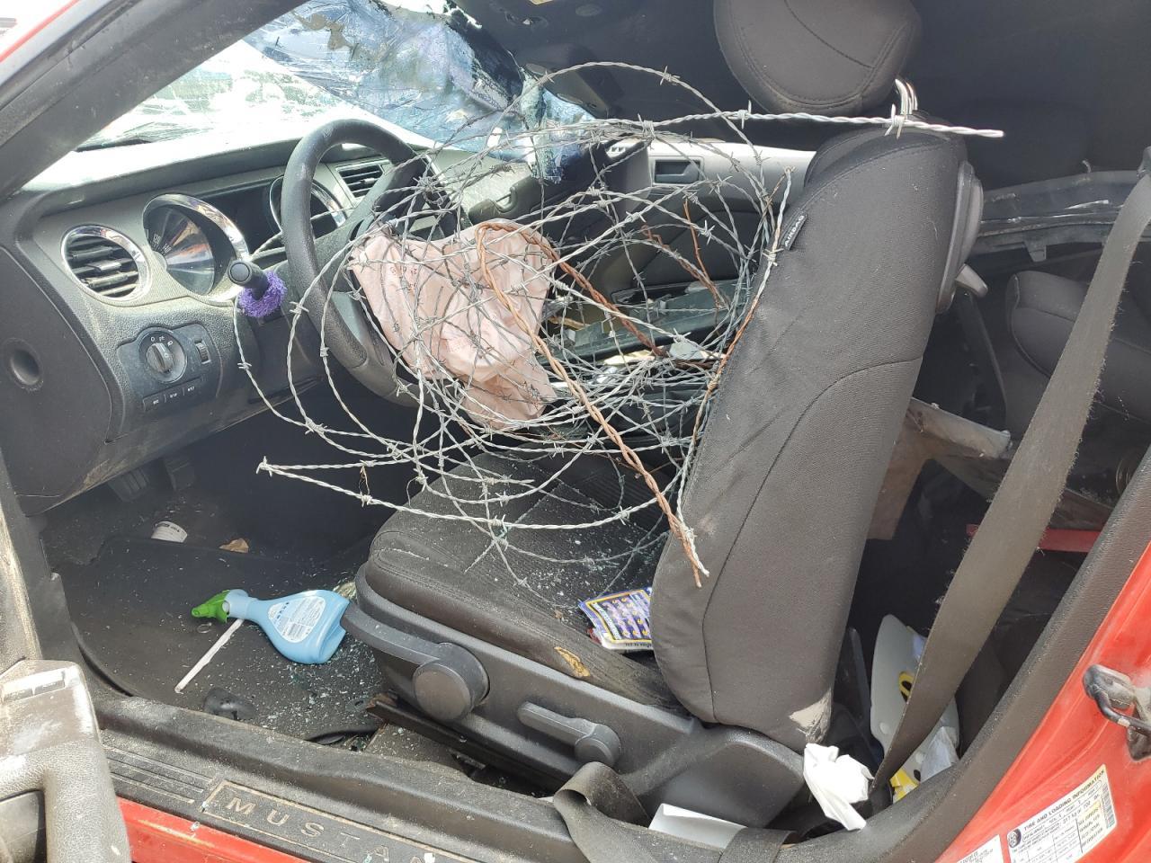 2012 Ford Mustang - Фото 7