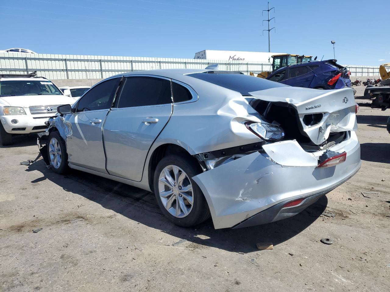 2020 Chevrolet Malibu Lt - Image 2
