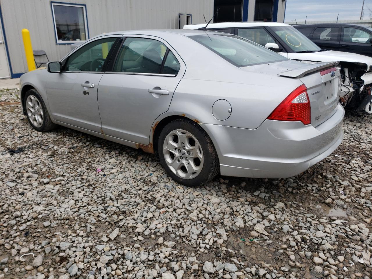 2010 Ford Fusion Se - Фото 2