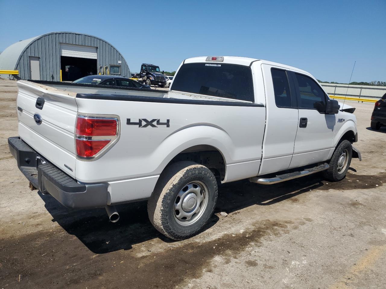 2012 Ford F150 Super Cab - Фото 3