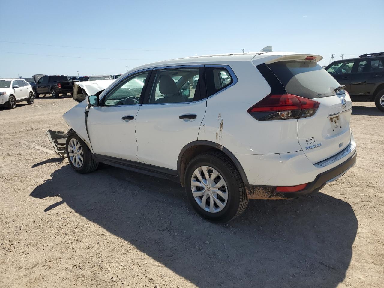 2017 Nissan Rogue S - Фото 2