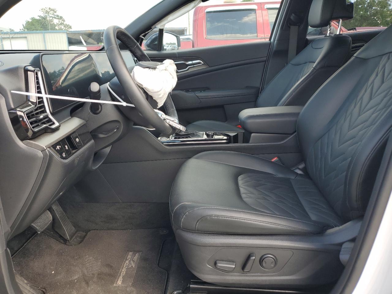 2023 Kia Sportage X Line - Image 7