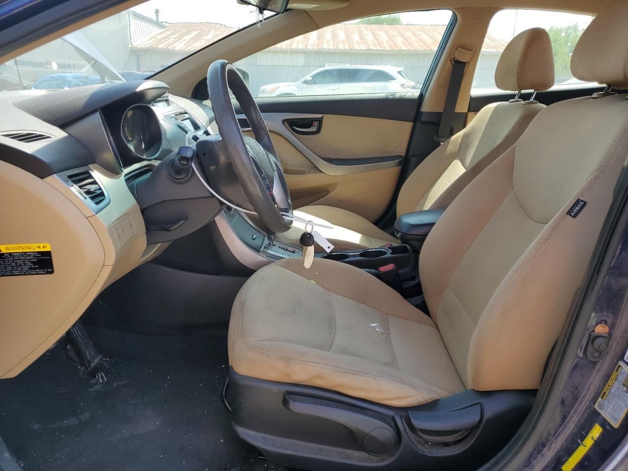 2013 Hyundai Elantra Base - Image 7