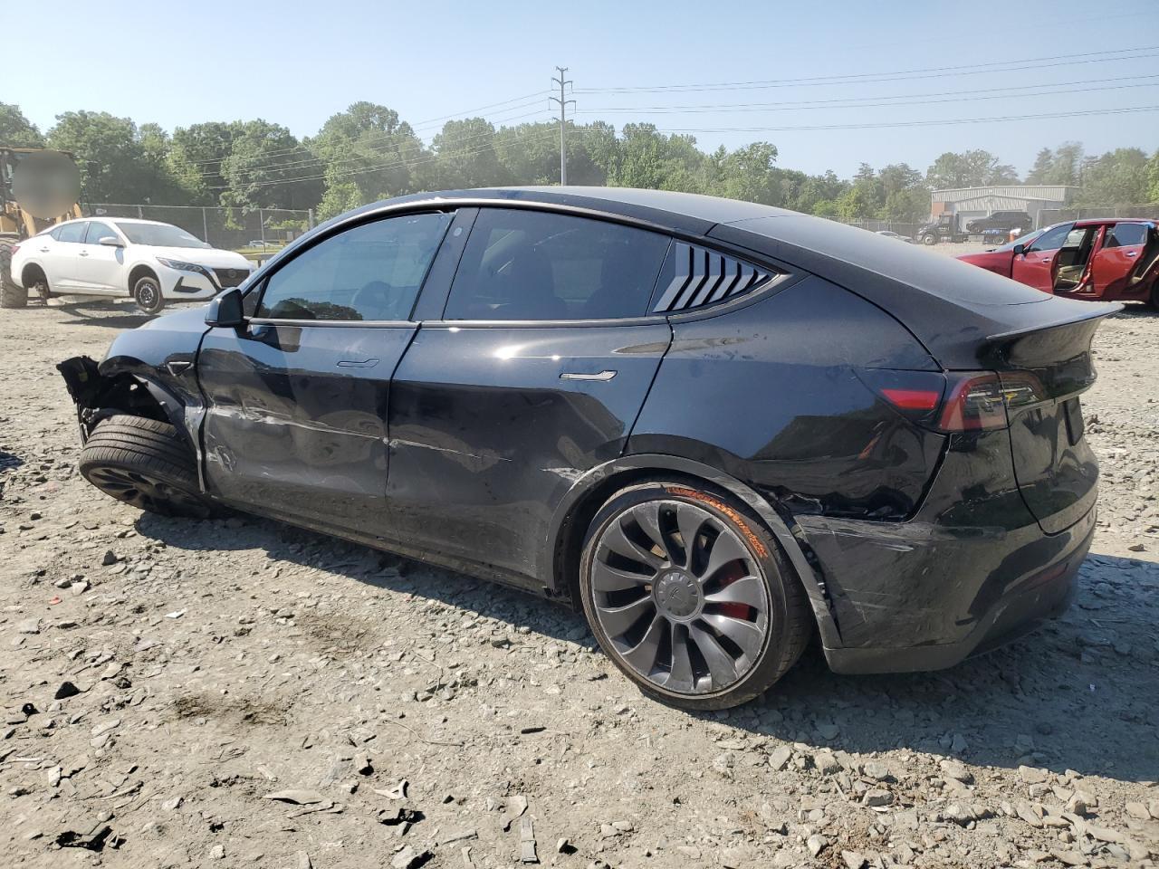2023 Tesla Model Y - Image 2