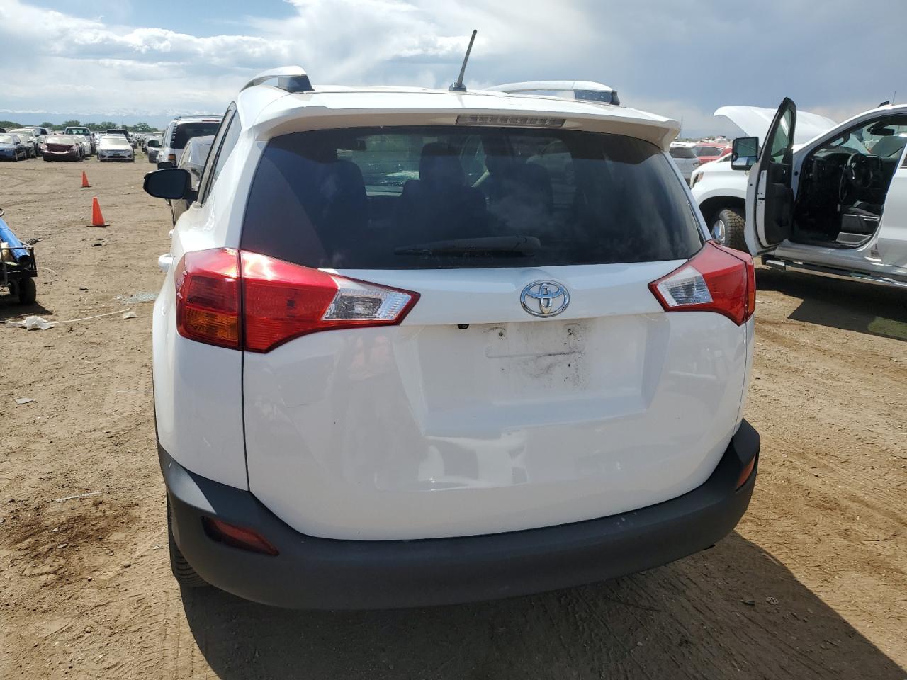 2015 Toyota Rav4 Le - Image 6