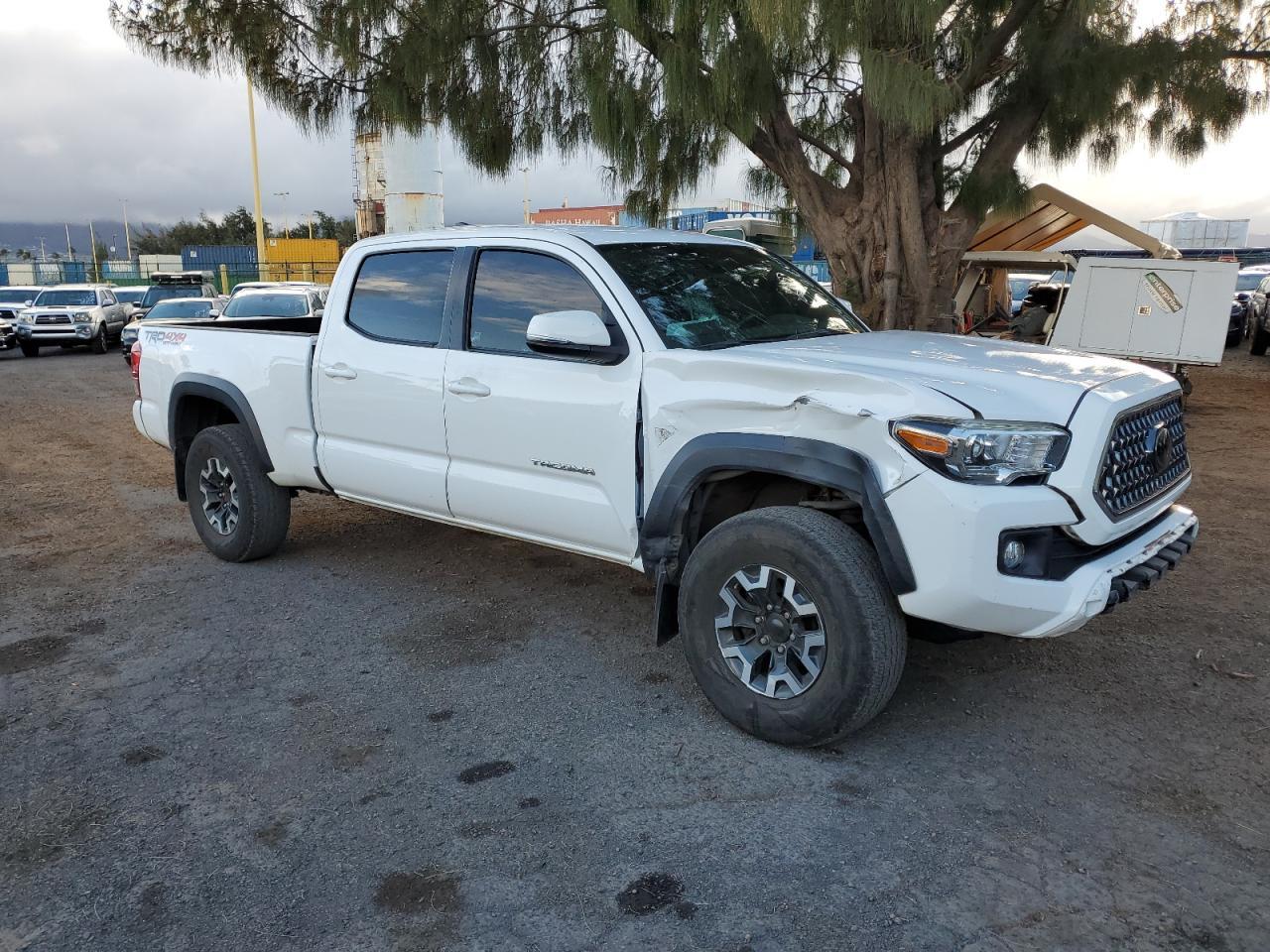 2019 Toyota Tacoma Double Cab - Image 4