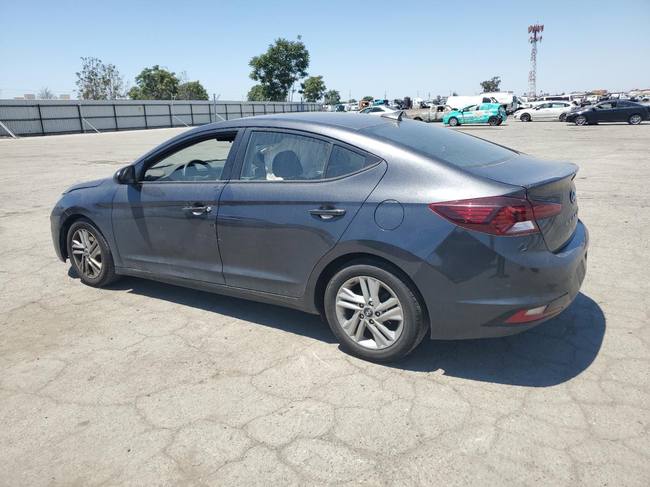 2020 Hyundai Elantra Sel - Фото 2