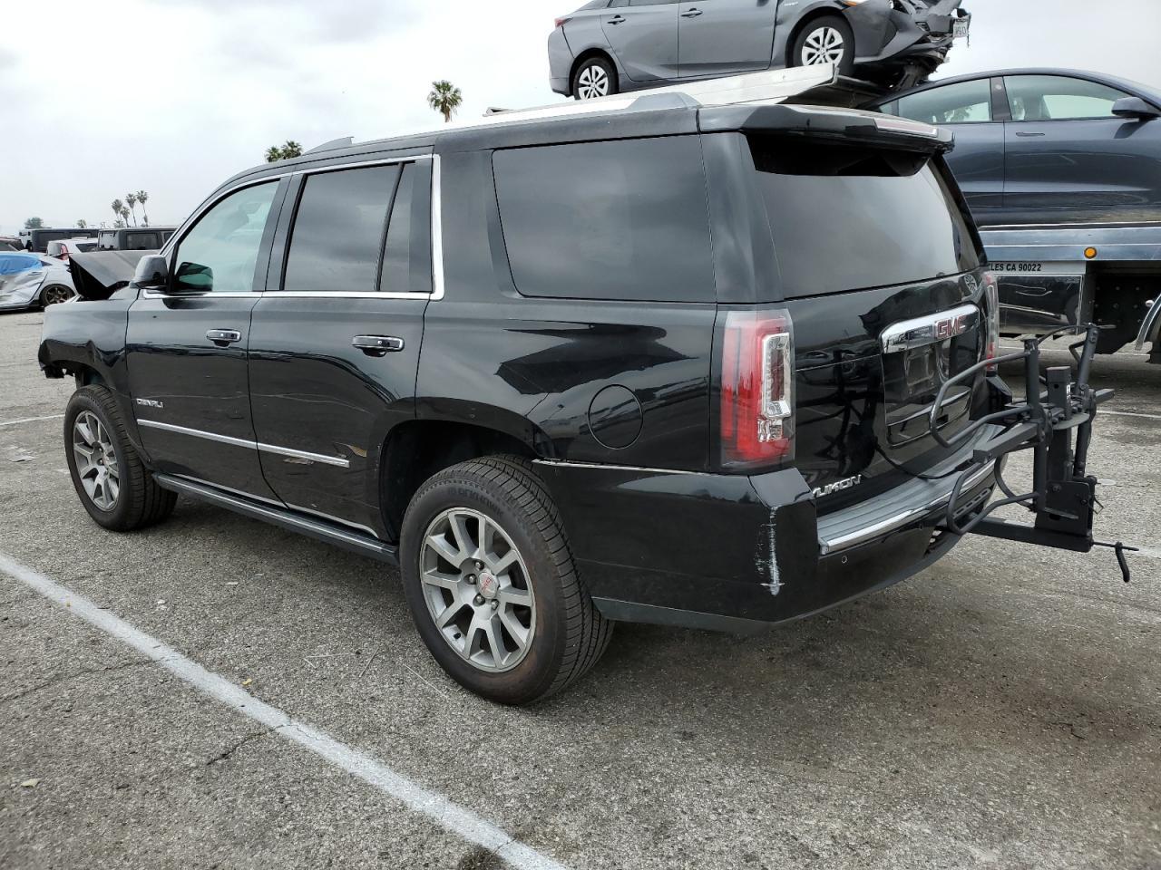 2016 GMC Yukon Denali - Image 2