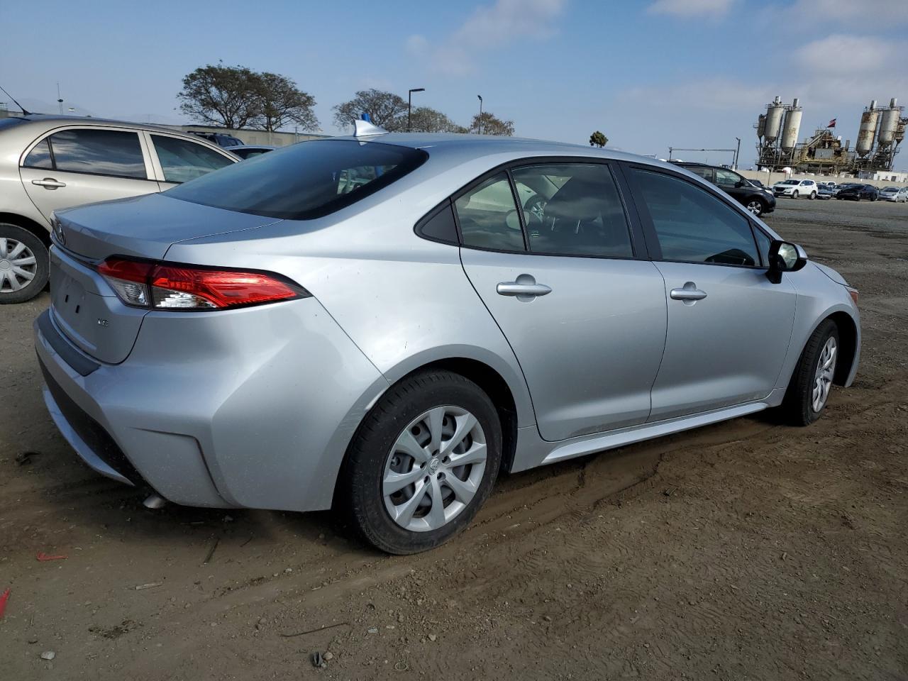 2022 Toyota Corolla Le - Фото 3