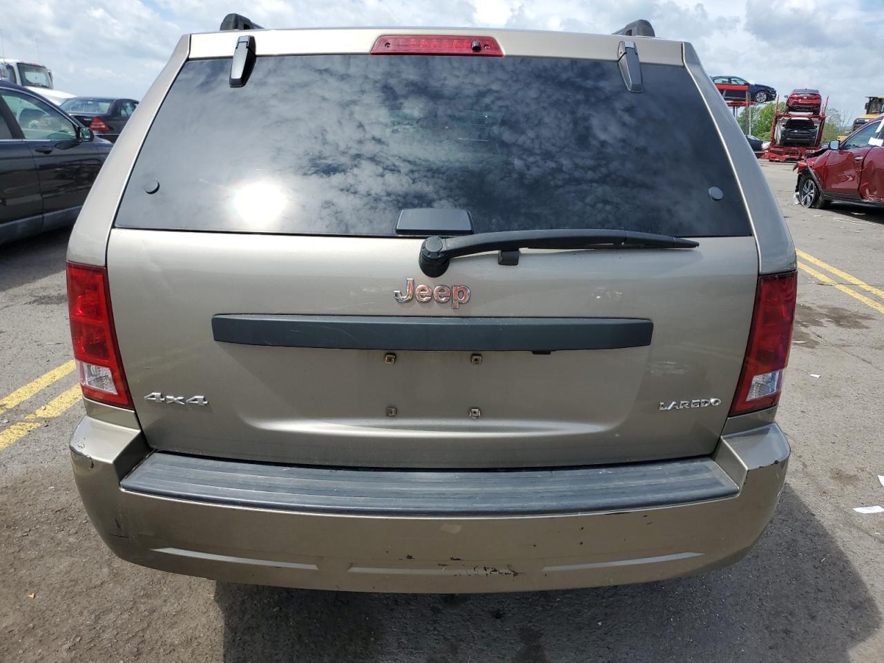 2005 Jeep Grand Cherokee Laredo - Image 6