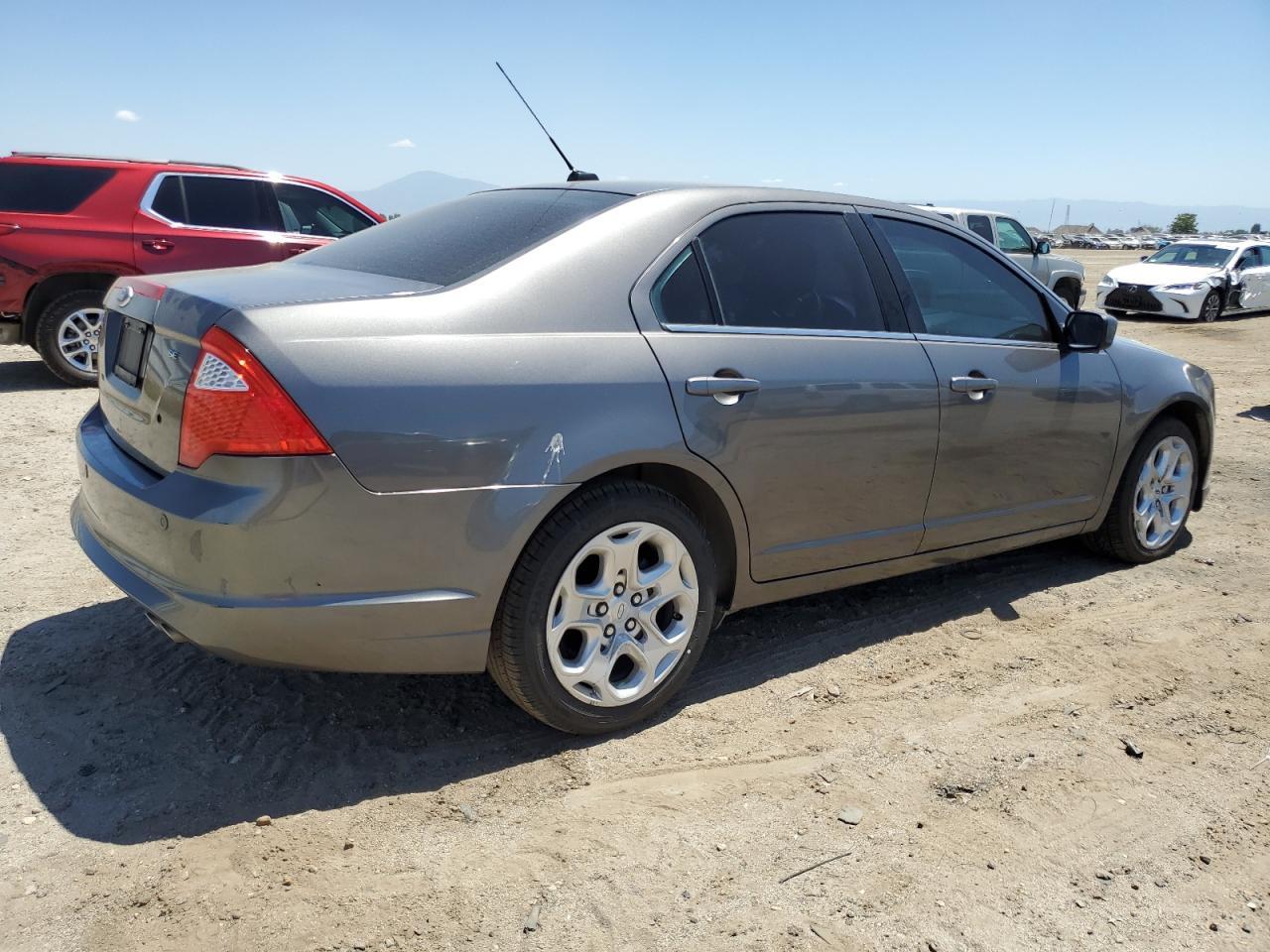 2011 Ford Fusion Se - Image 3