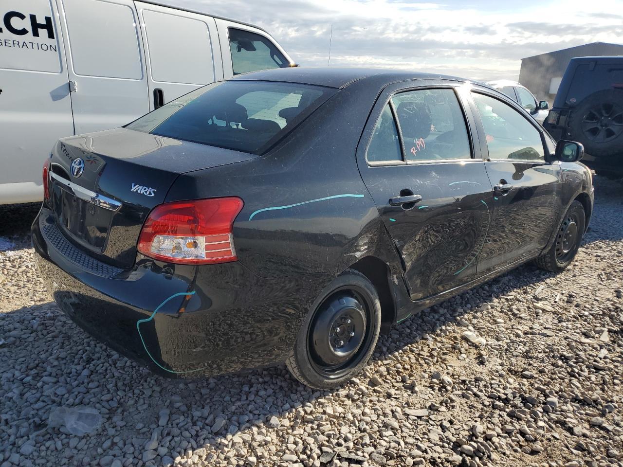 2009 Toyota Yaris - Фото 3