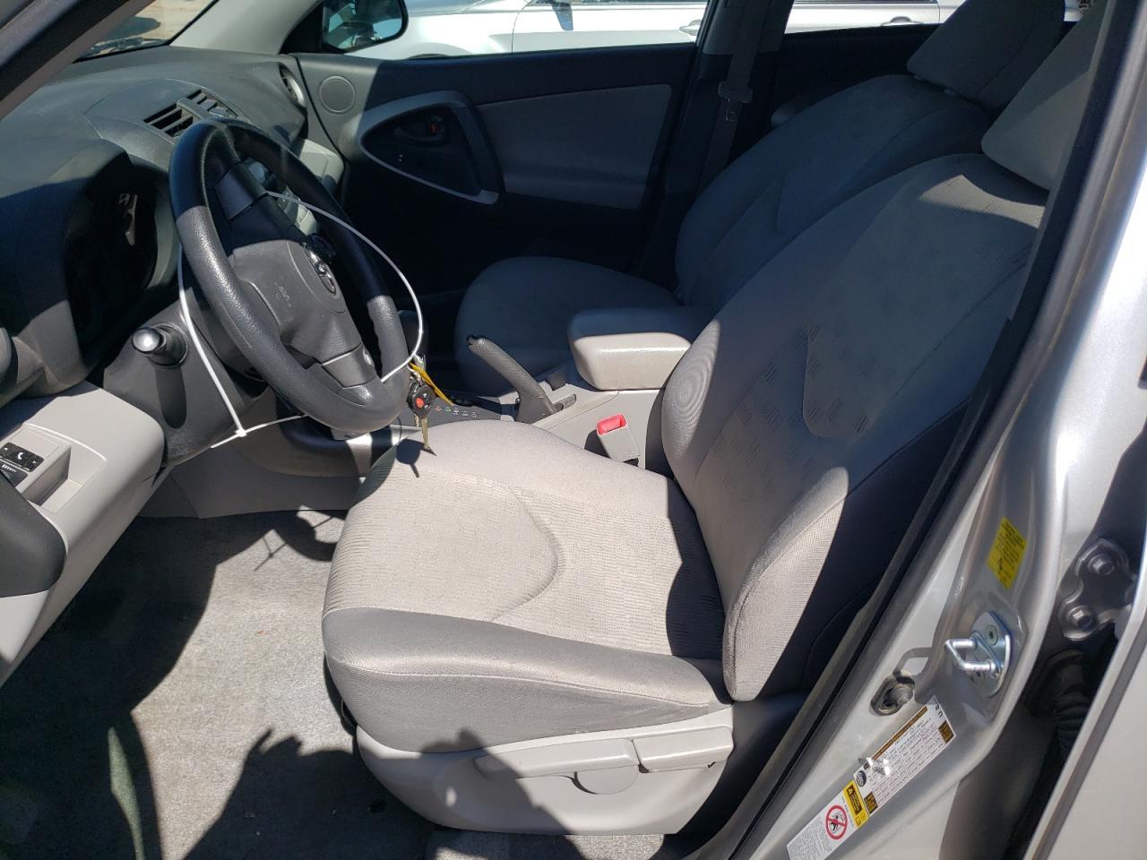 2010 Toyota Rav4 - Фото 7