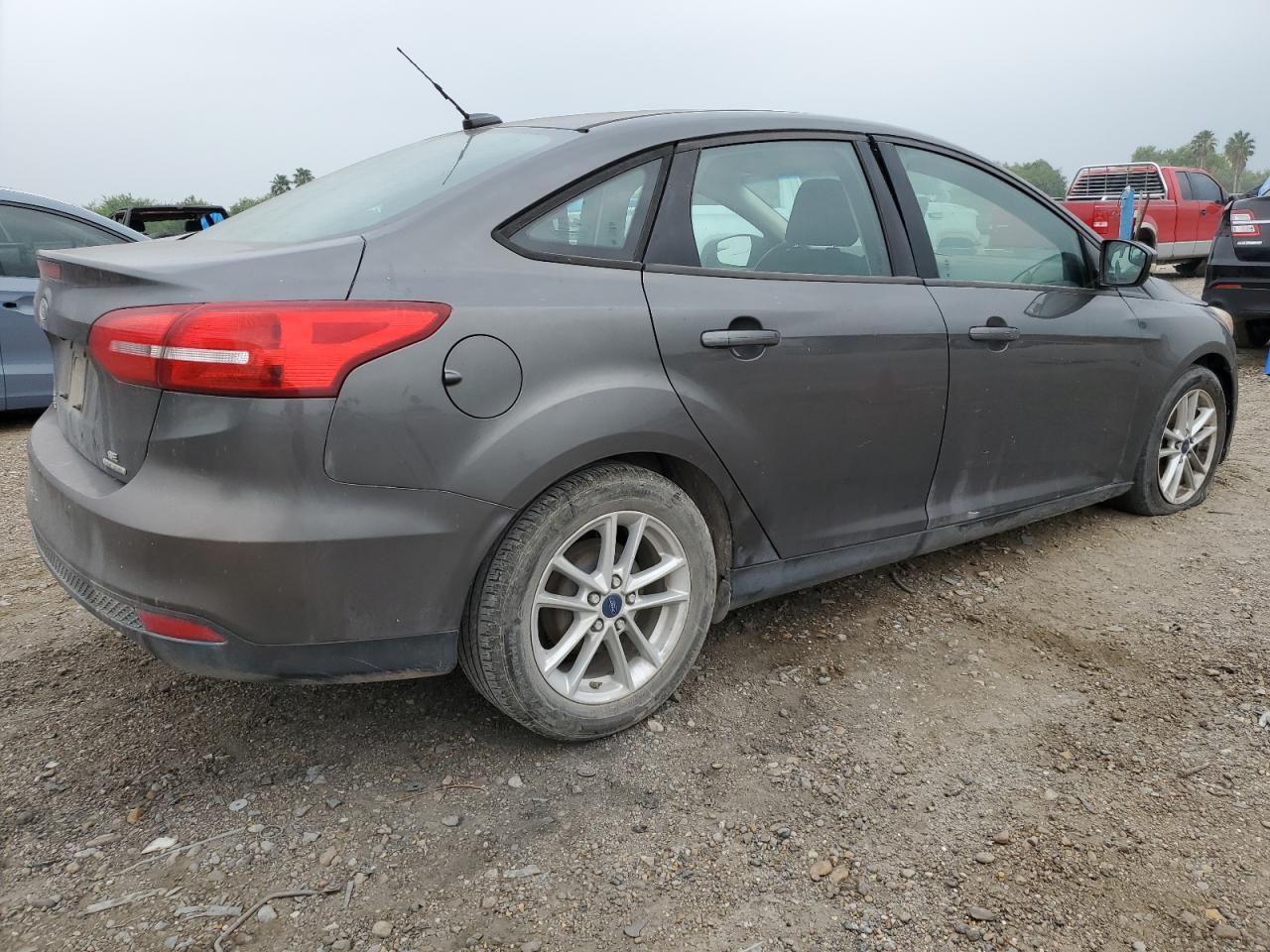 2015 Ford Focus Se - Фото 3