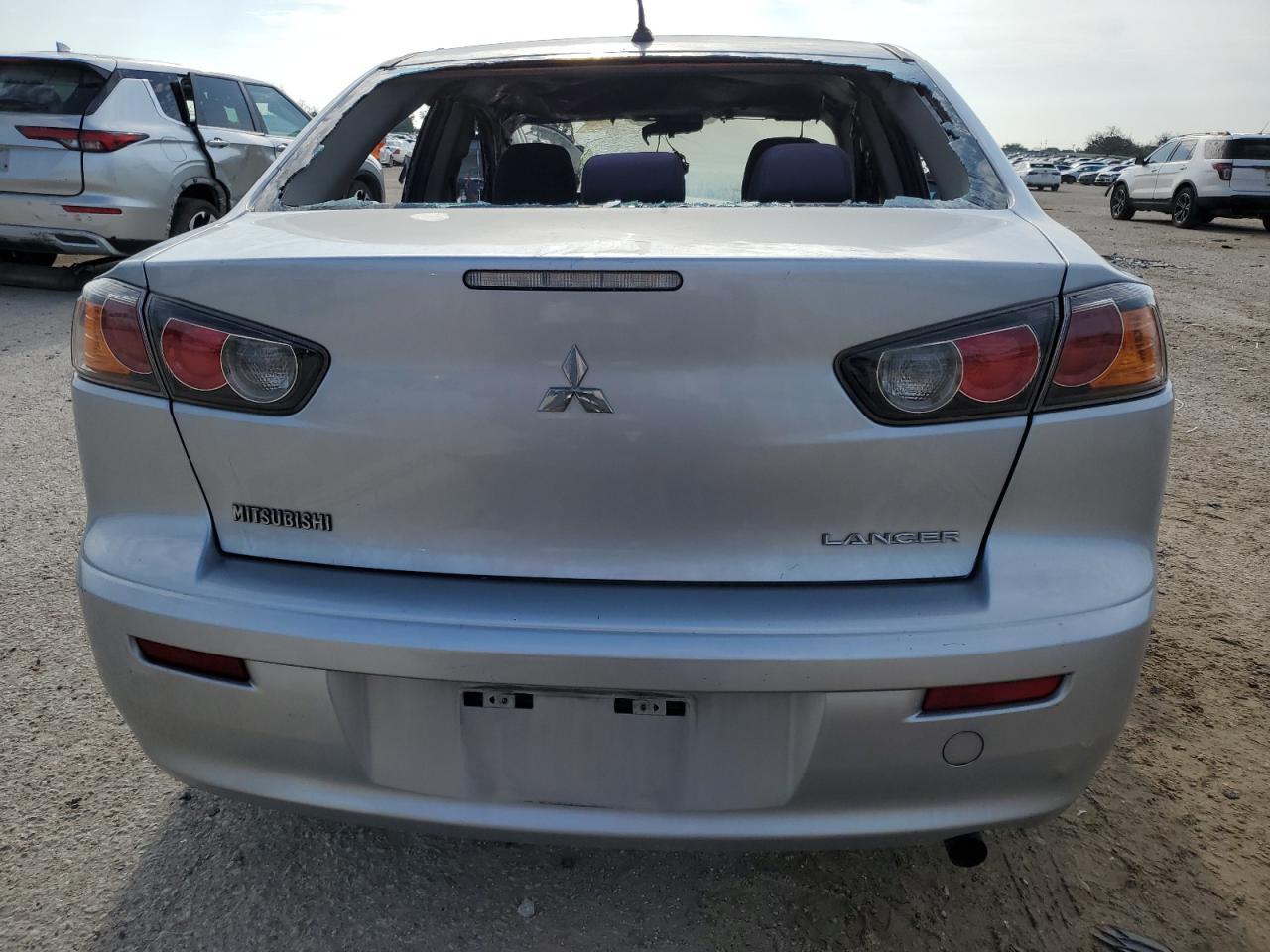 2014 Mitsubishi Lancer Es/Es Sport - Image 6