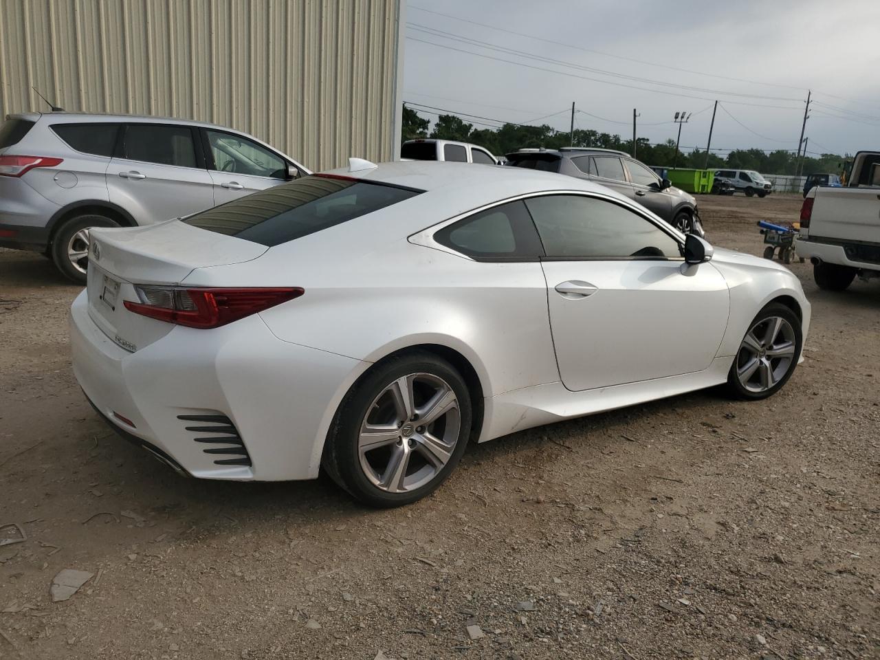 2016 Lexus Rc 200T - Фото 3