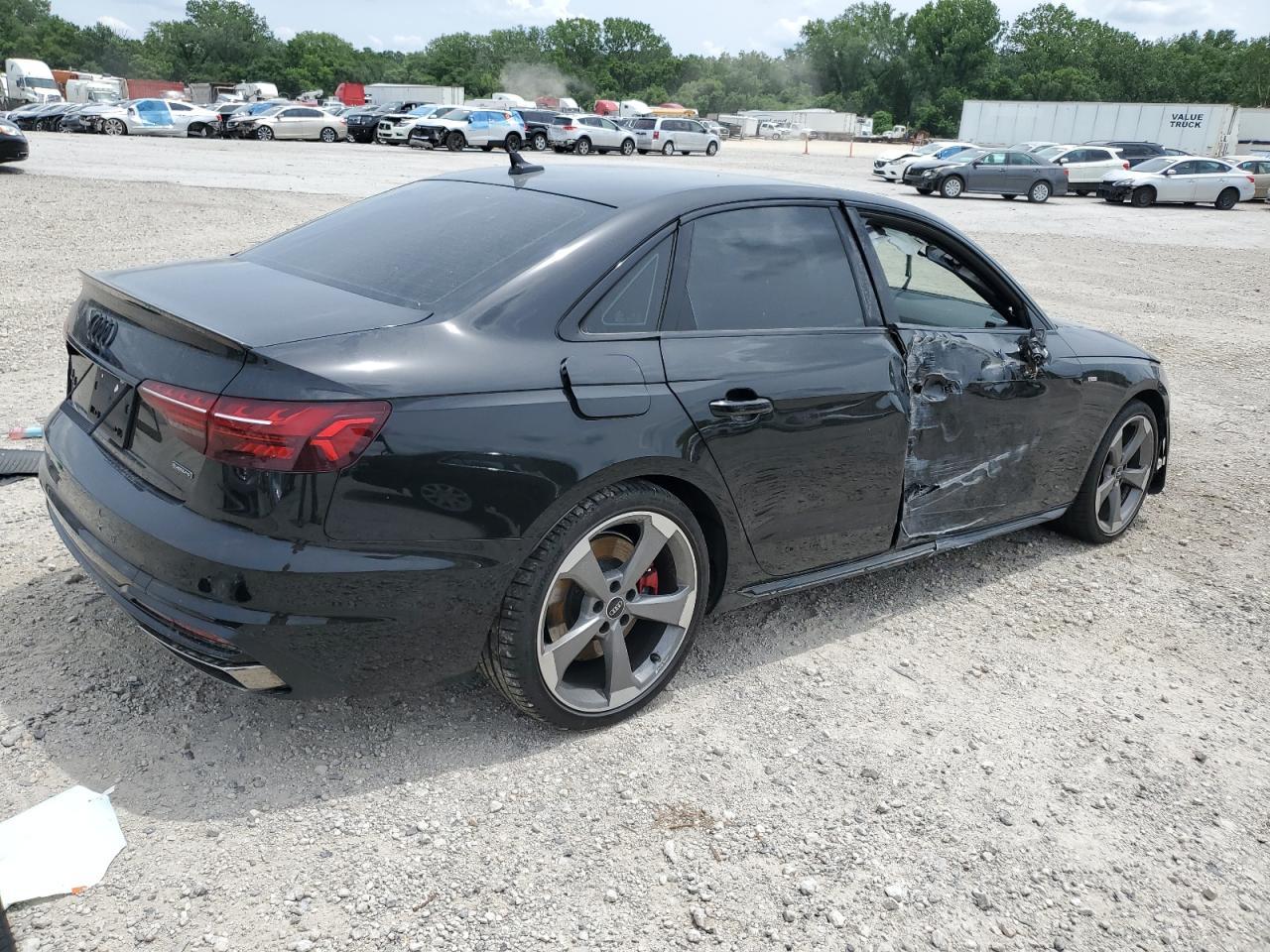 2023 Audi A4 Premium Plus 45 - Фото 3