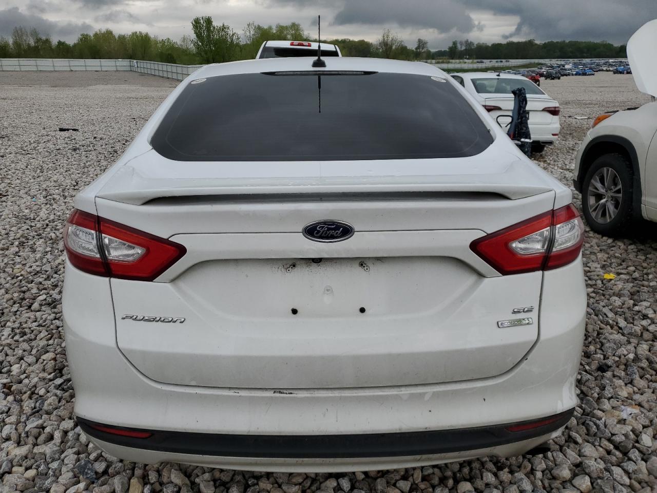 2016 Ford Fusion Se - Image 6