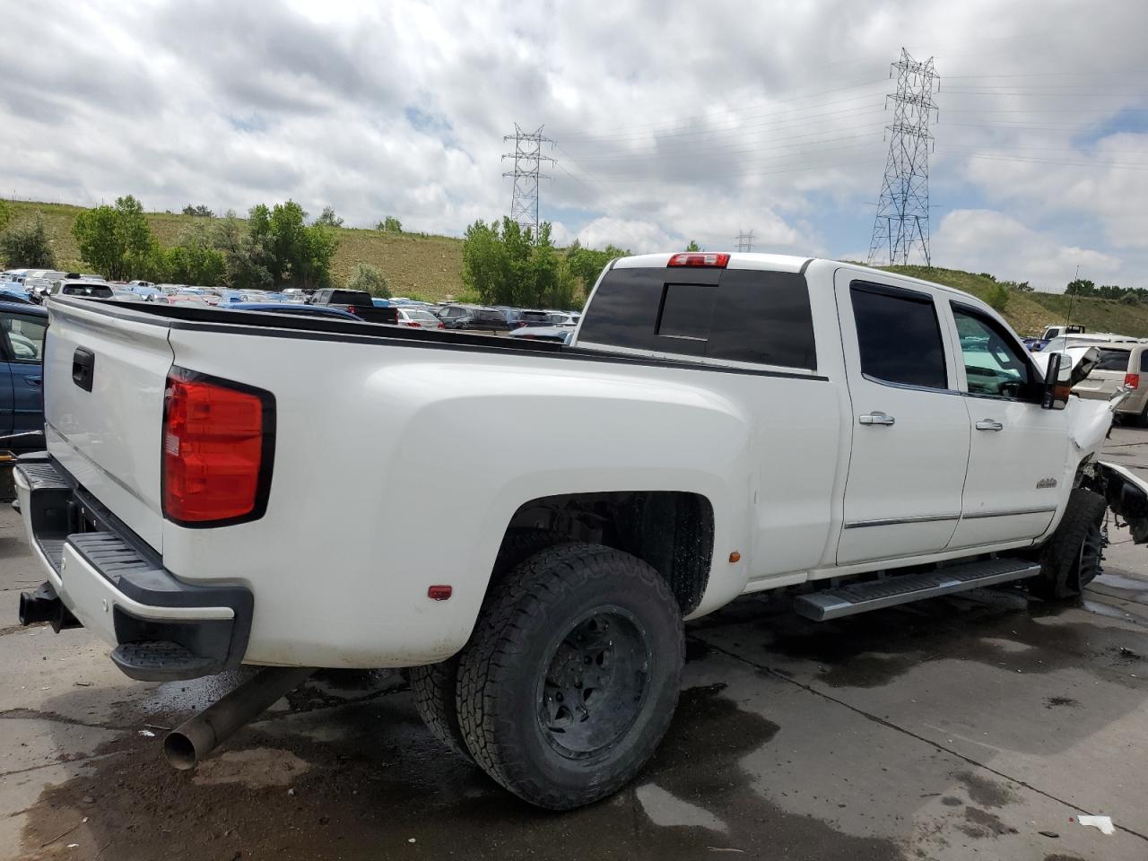 2016 Chevrolet Silverado K3500 High Country - Фото 3