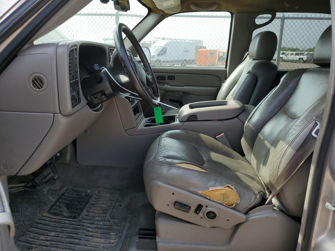 2004 GMC New Sierra K1500 - Image 7