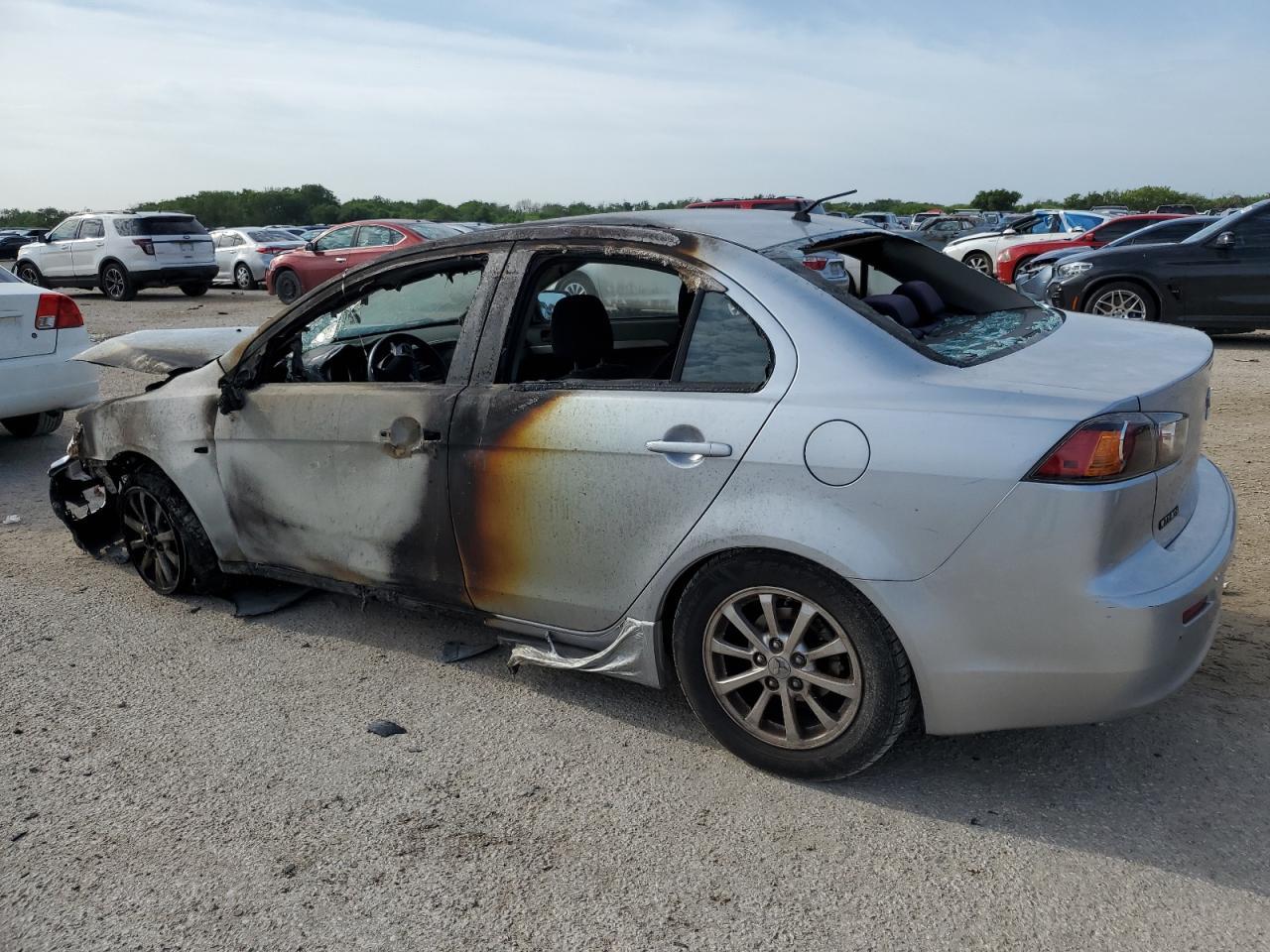 2014 Mitsubishi Lancer Es/Es Sport - Image 2