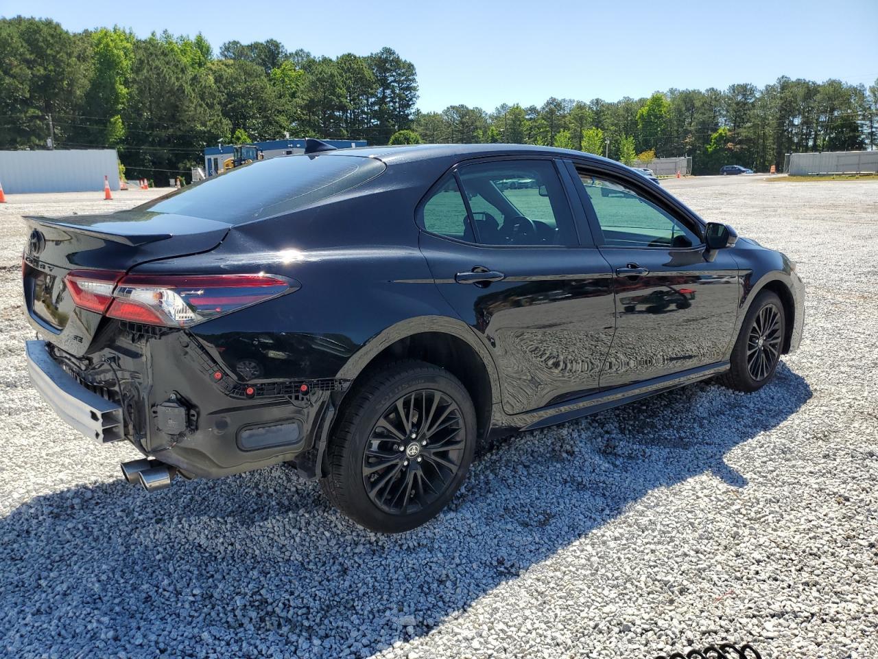 2021 Toyota Camry Se - Image 3