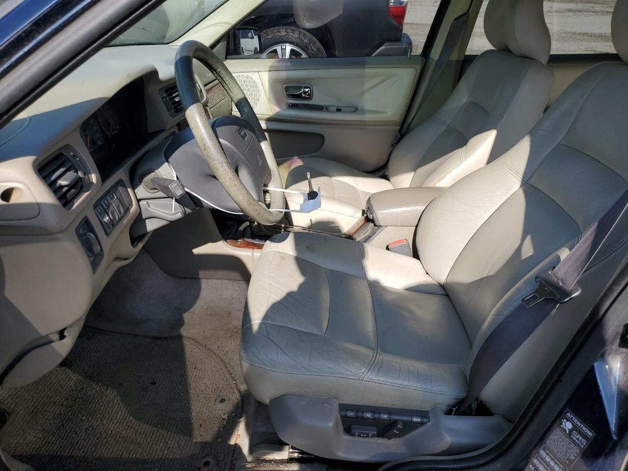 1999 Volvo V70 Xc - Фото 7