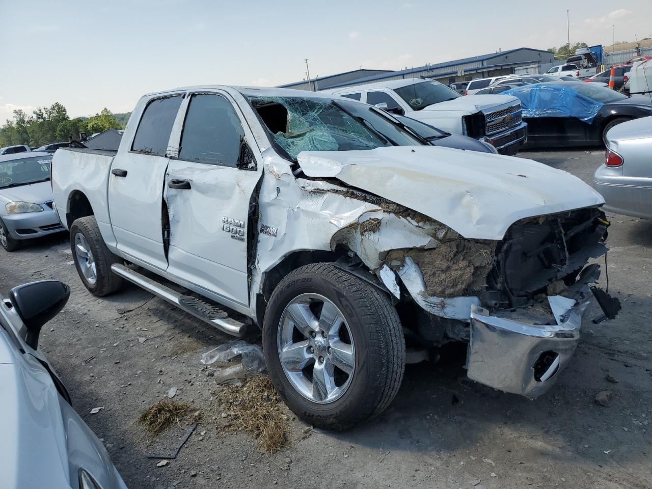 2019 Ram 1500 Classic Tradesman - Image 4