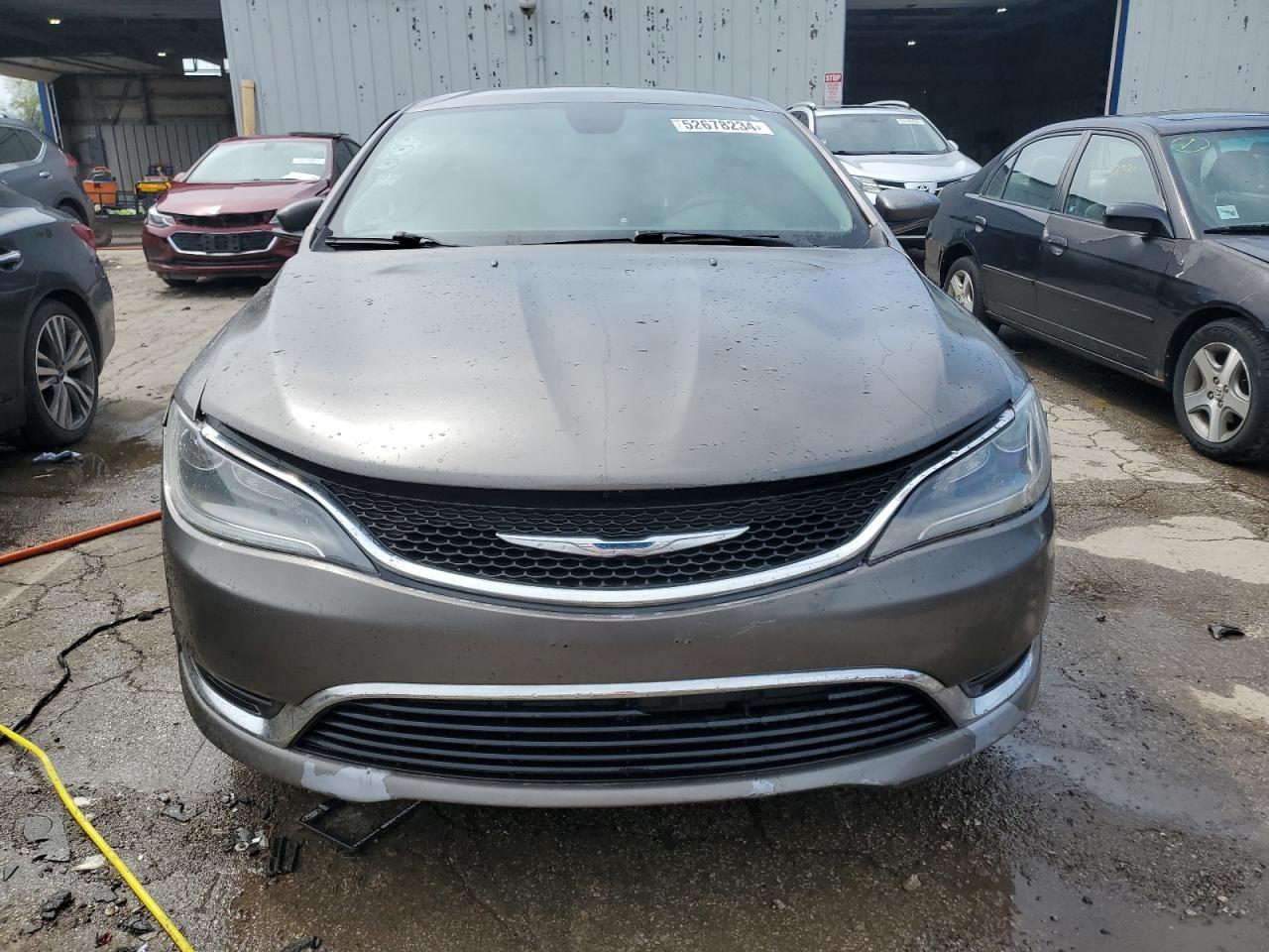 2015 Chrysler 200 Limited - Фото 5