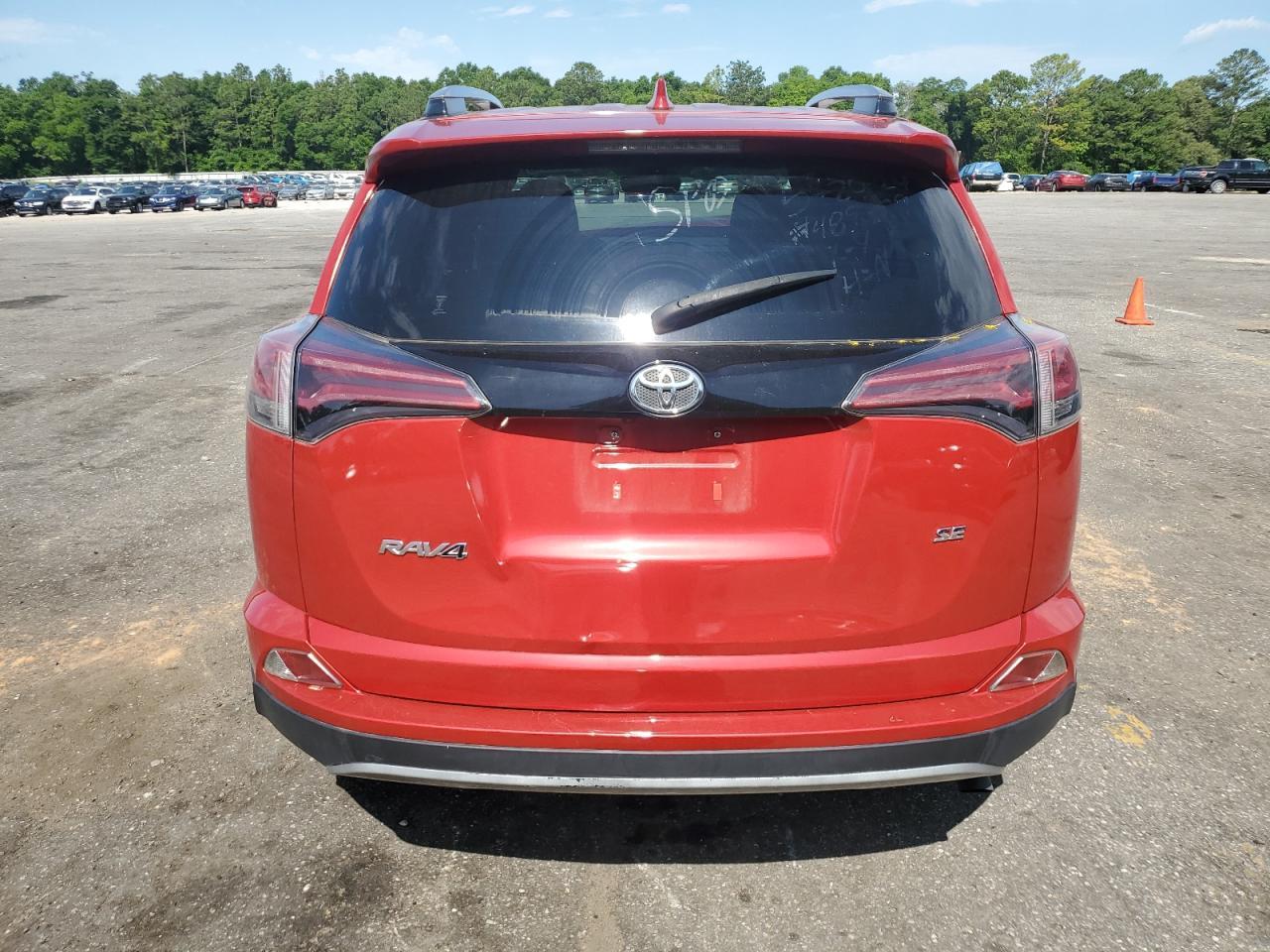 2017 Toyota Rav4 Se - Фото 6