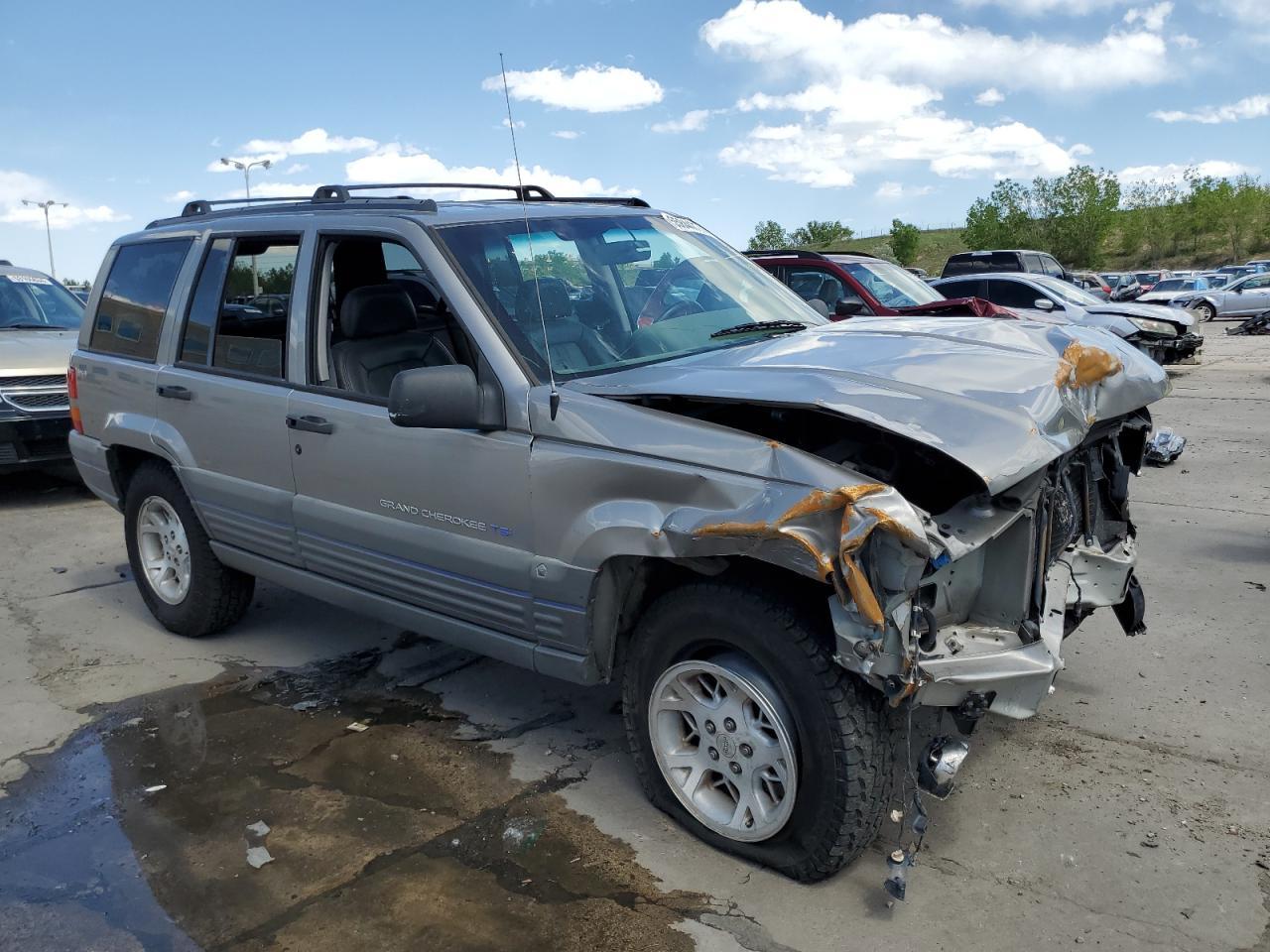 1998 Jeep Grand Cherokee Laredo - Image 4