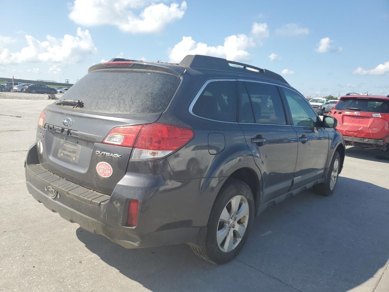 2010 Subaru Outback 2.5I Premium - Image 3