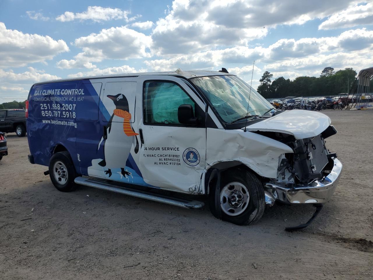 2022 GMC Savana G2500 - Фото 4