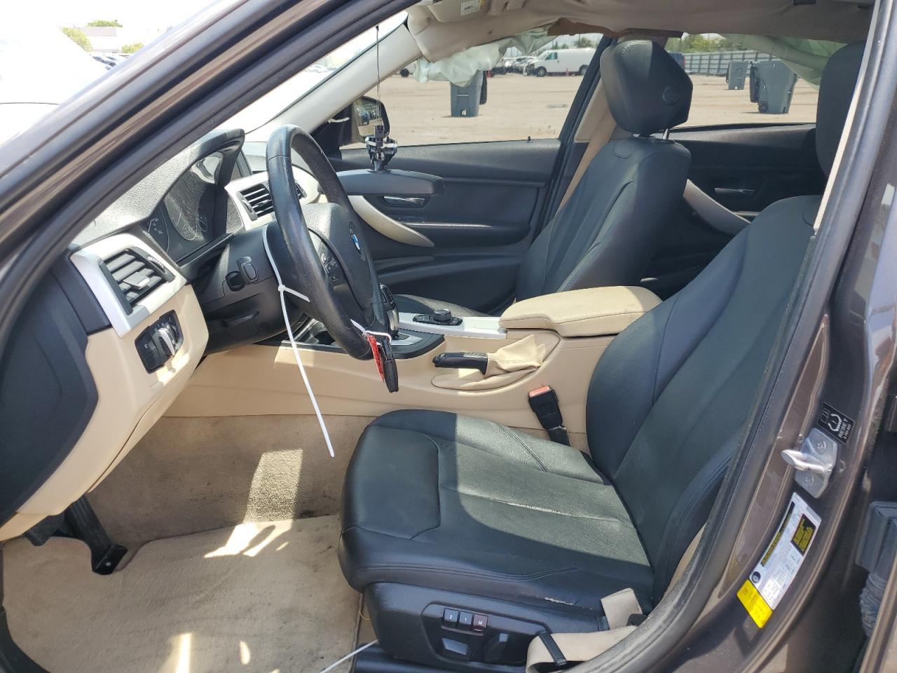 2015 BMW 320 I - Фото 7