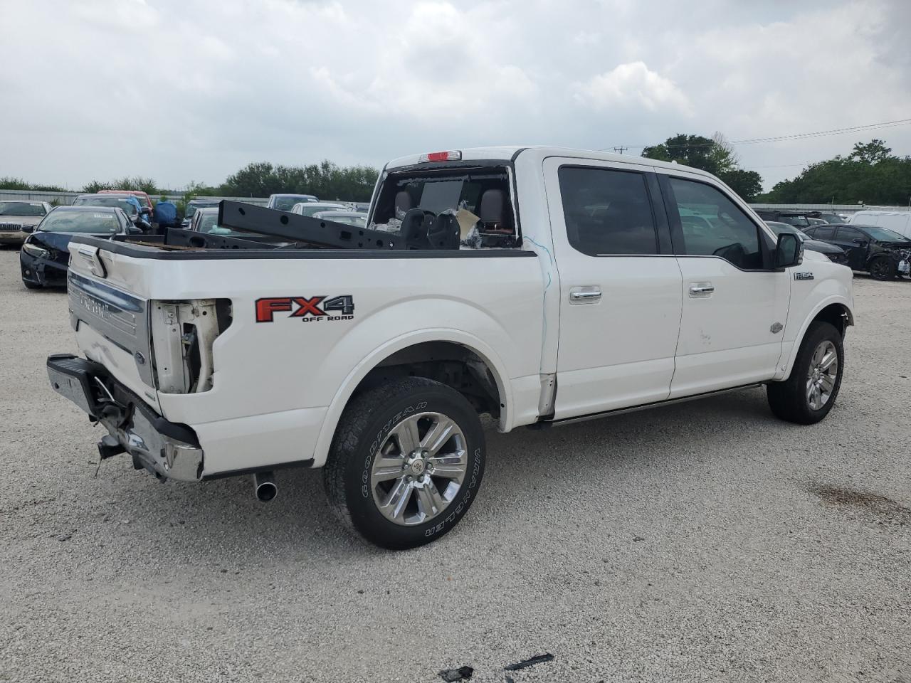 2018 Ford F150 Supercrew - Фото 3