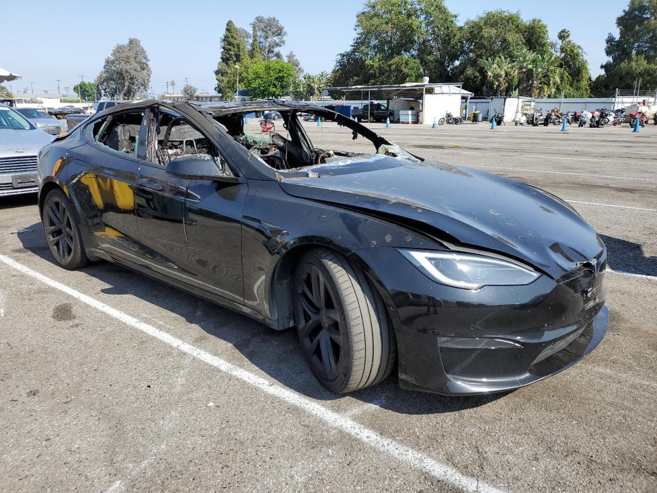 2022 Tesla Model S - Фото 4