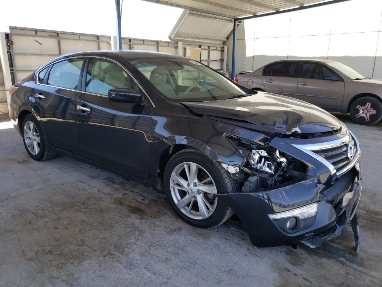 2015 Nissan Altima 2.5 - Image 4