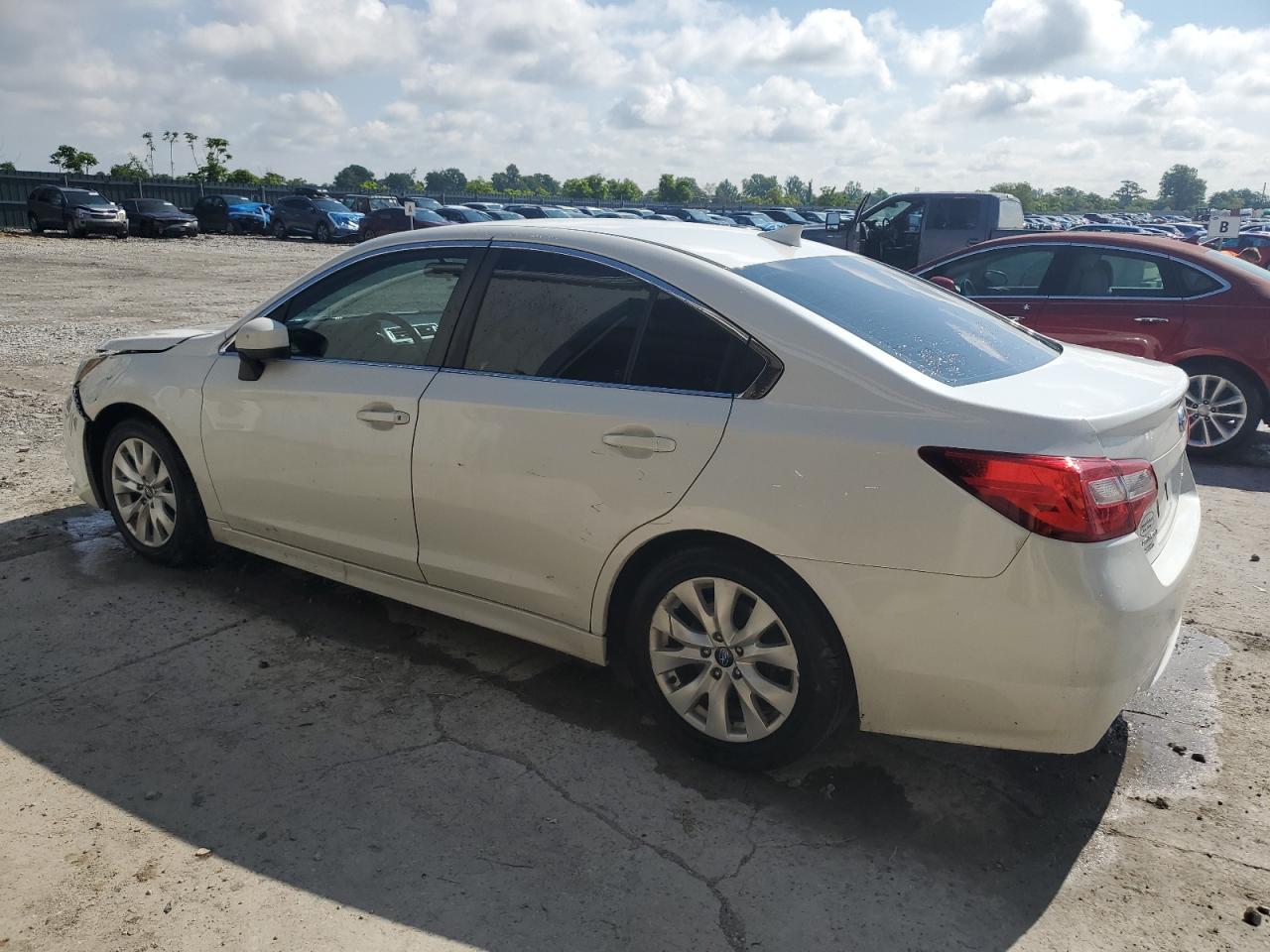 2016 Subaru Legacy 2.5I Premium - Фото 2