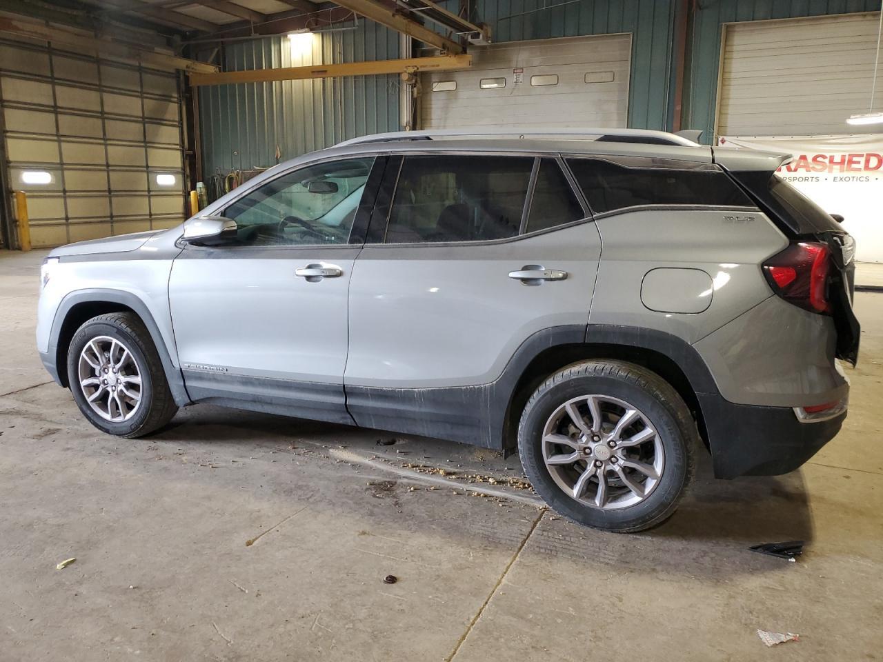 2024 GMC Terrain Slt - Фото 2