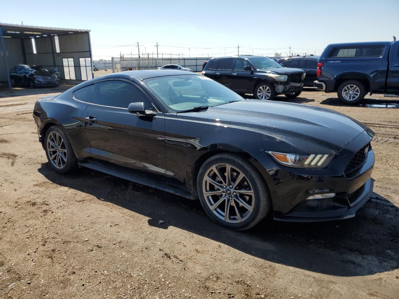 2017 Ford Mustang - Фото 4