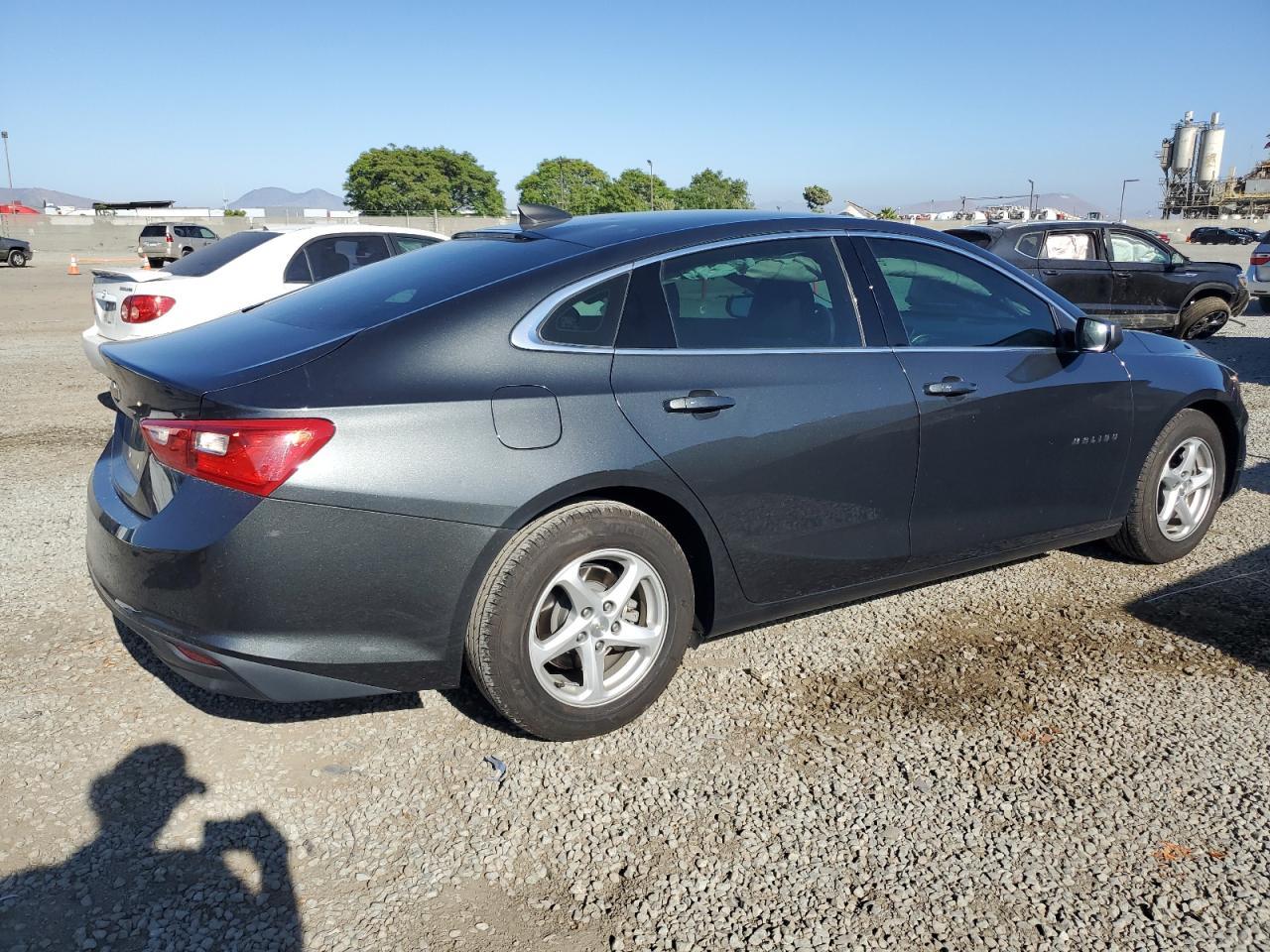 2017 Chevrolet Malibu Ls - Image 3