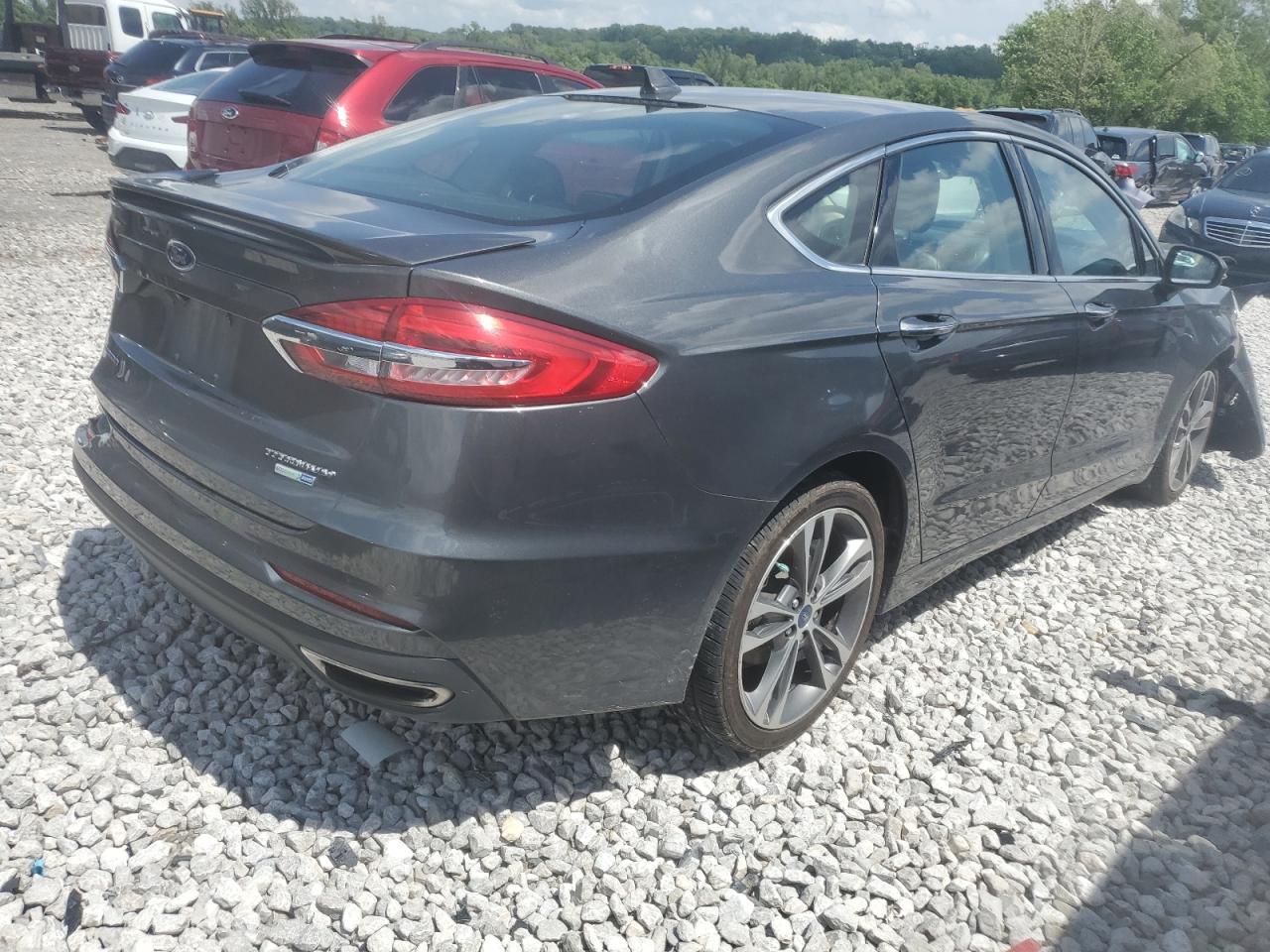2020 Ford Fusion Titanium - Фото 3