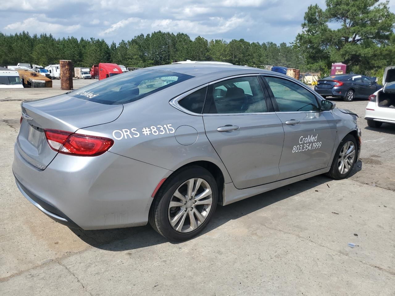 2017 Chrysler 200 Limited - Фото 3