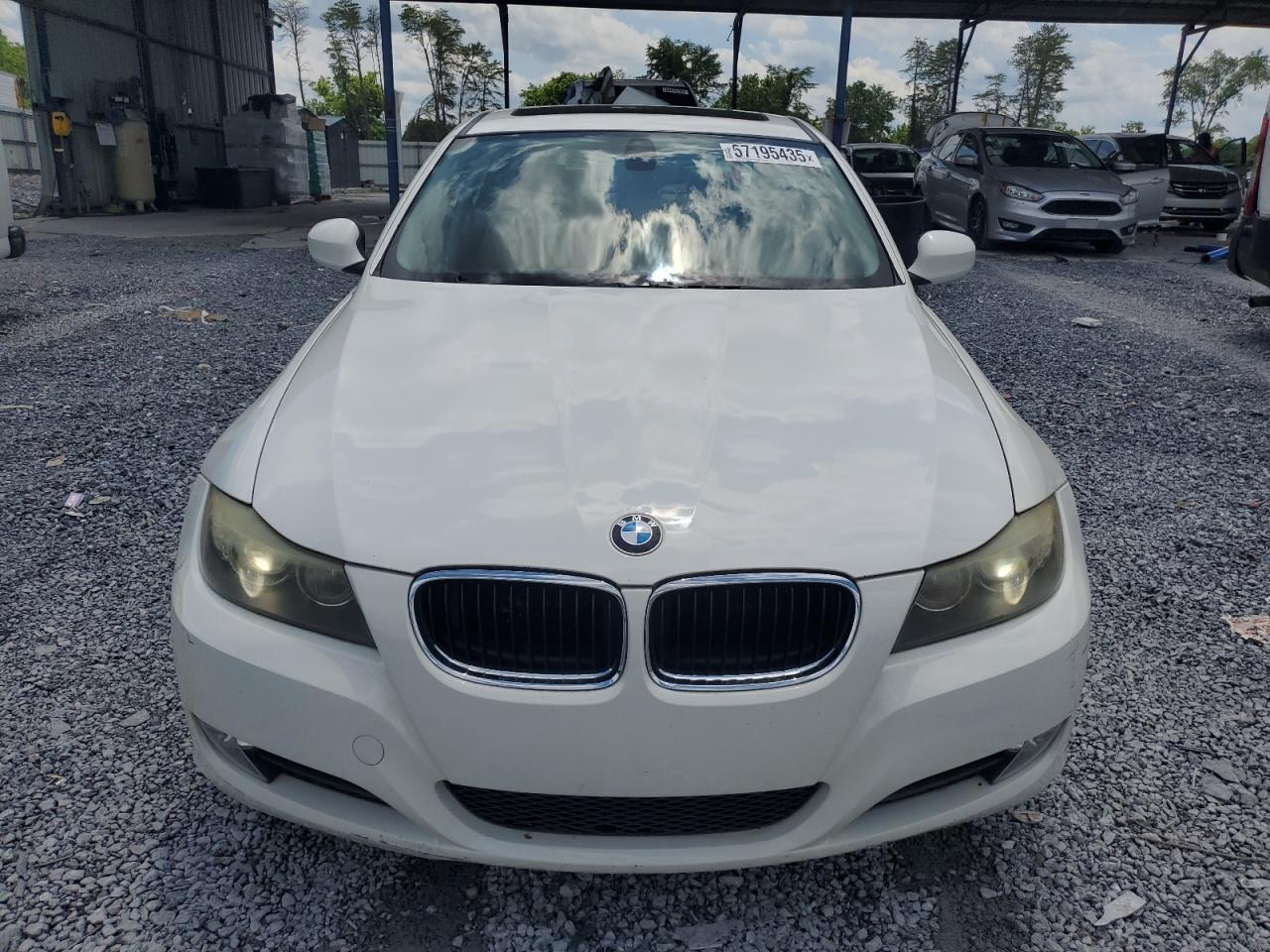 2009 BMW 328 I - Image 5