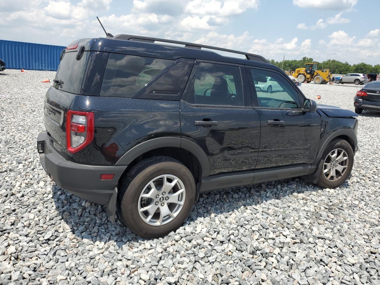 2022 Ford Bronco Sport - Image 3