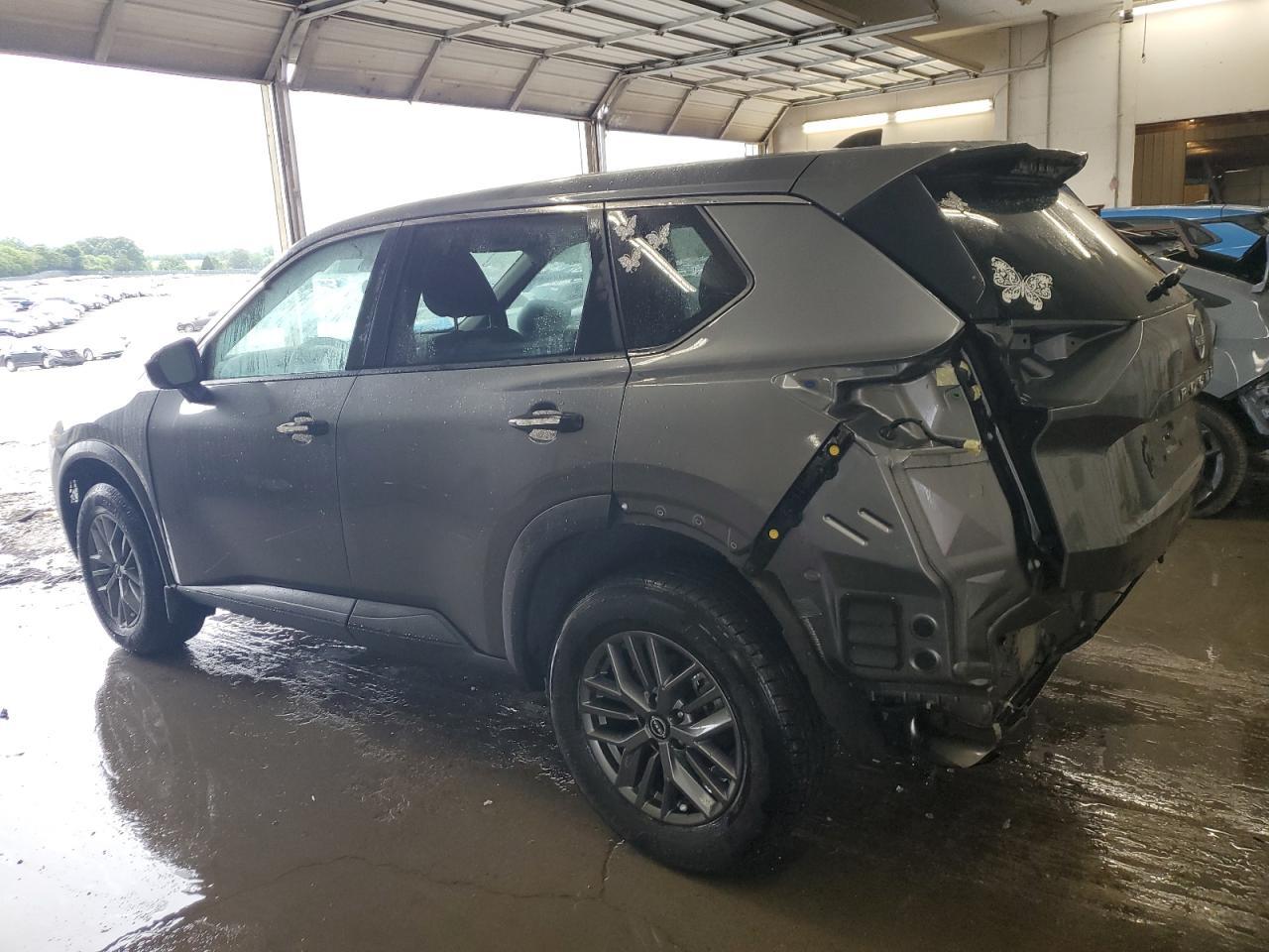 2023 Nissan Rogue S - Image 2