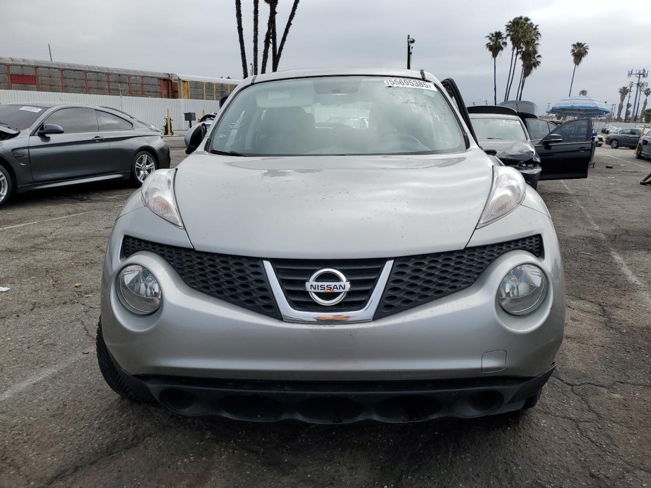 2011 Nissan Juke S - Фото 5