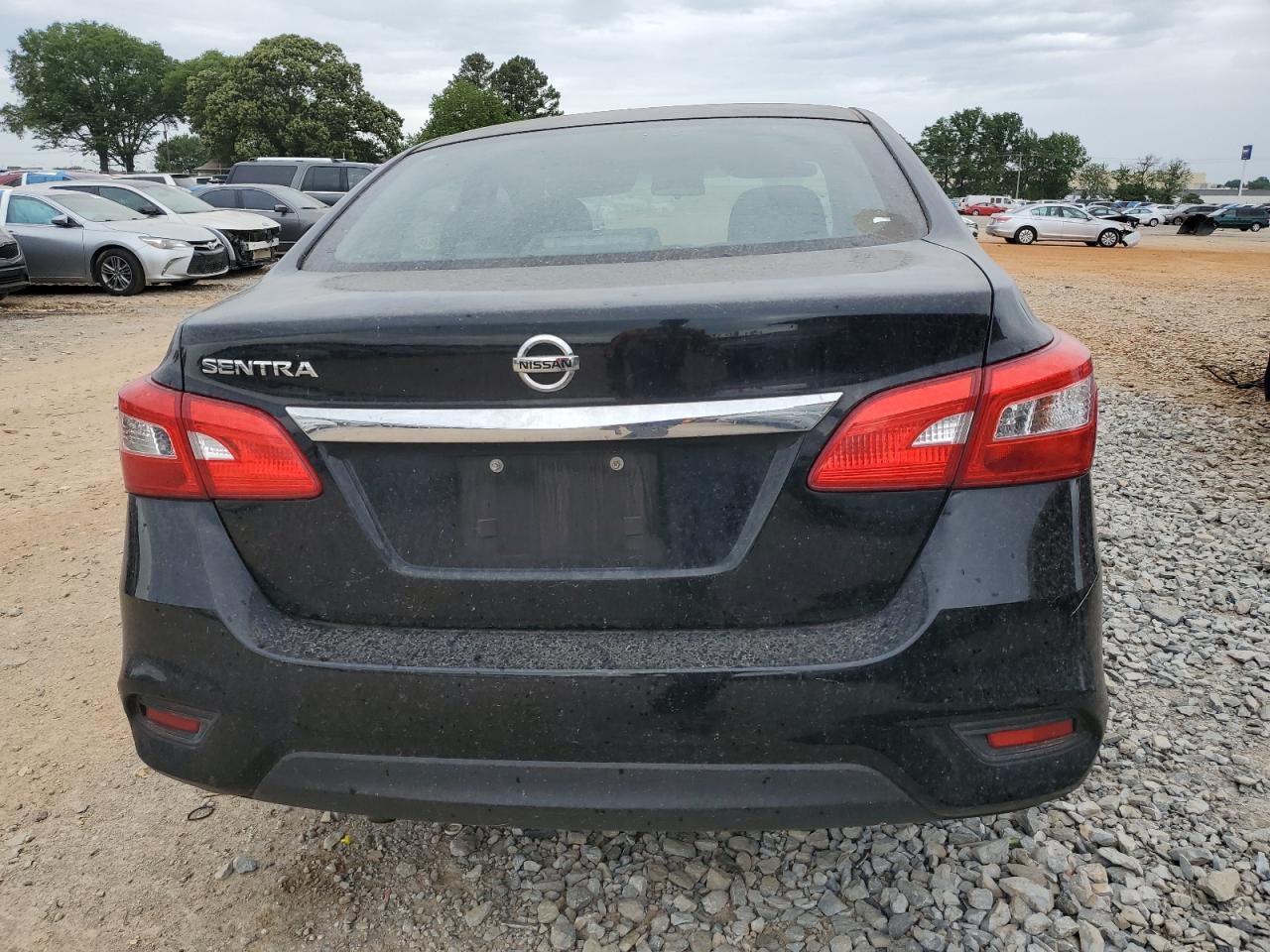 2016 Nissan Sentra S - Фото 6