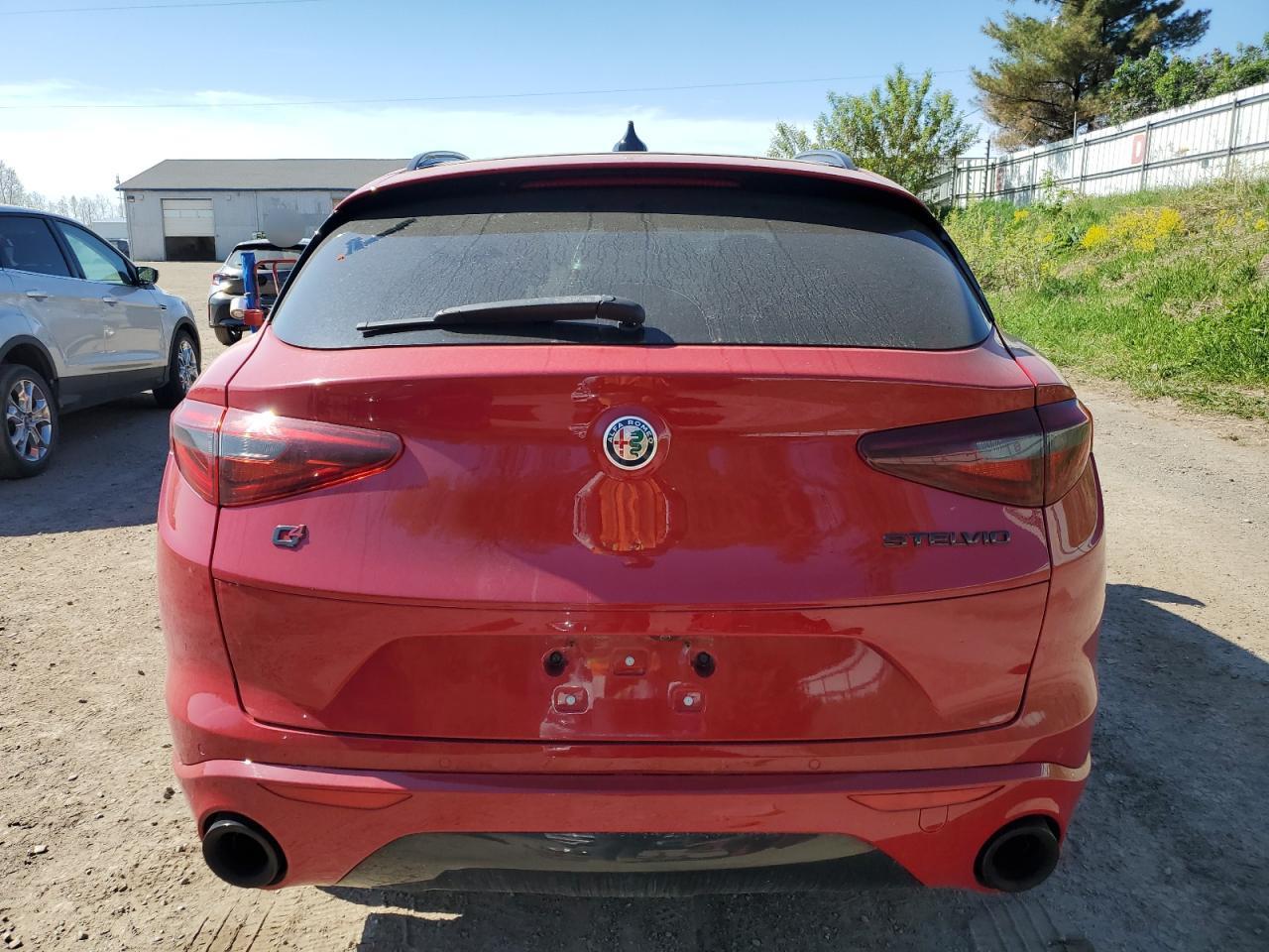 2020 Alfa Romeo Stelvio Ti - Image 6